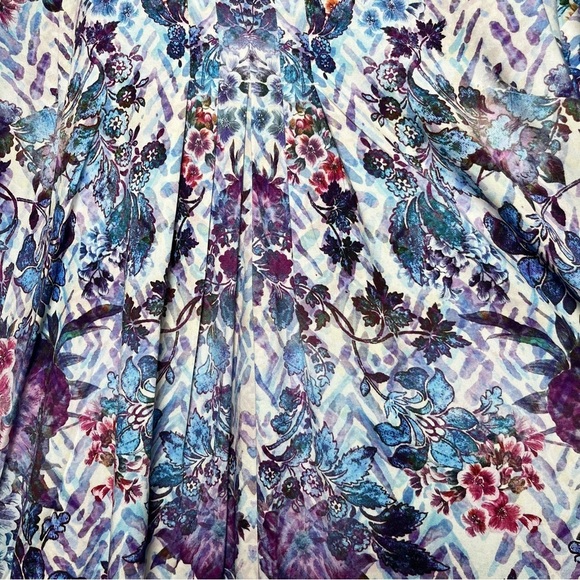 Soft Surroundings Women Santamar Top Petite Large Watercolor Floral Short Sleeve - Picture 6 of 11